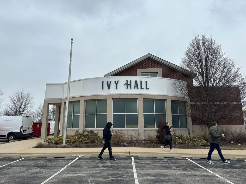 Ivy Hall Montgomery, Illinois